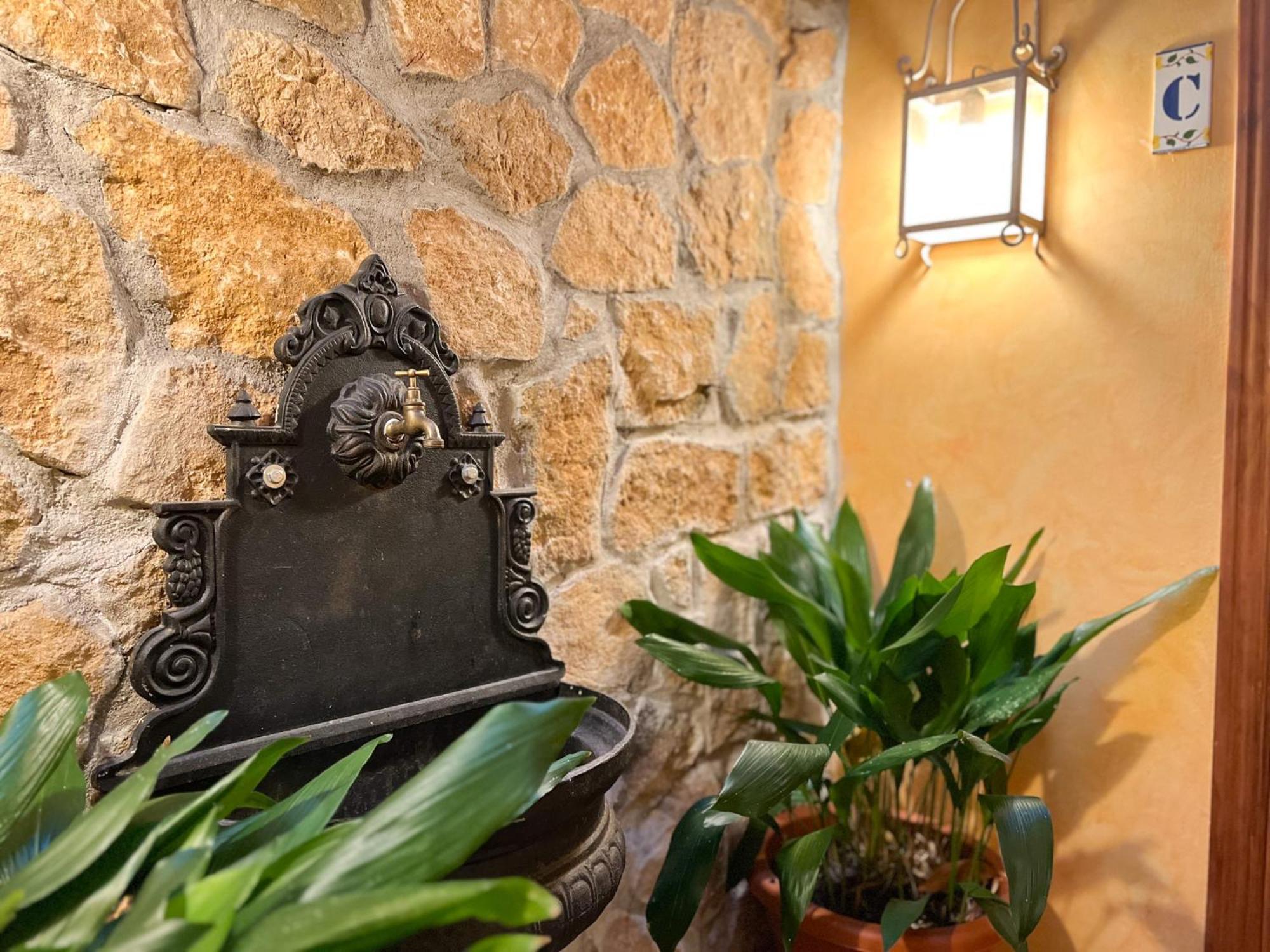 Casa Rural La Fuente Del Jerte Navaconcejo Eksteriør billede