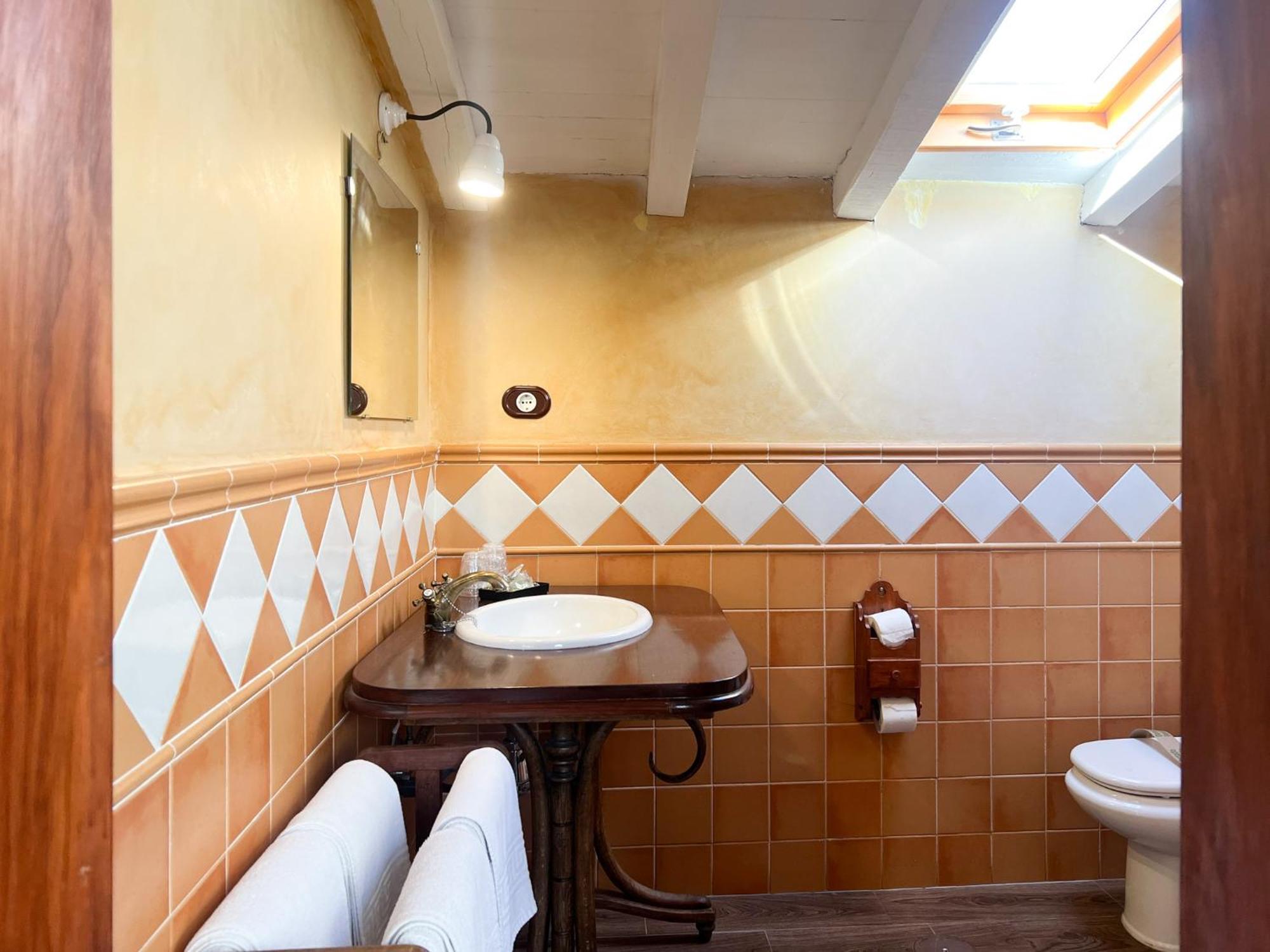 Casa Rural La Fuente Del Jerte Navaconcejo Eksteriør billede